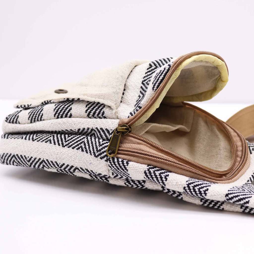 Body Cross Bag Natural Cotton - Black & White - Image 3